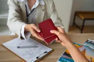 Applying for Singapore Citizenship: A Guide for PRs